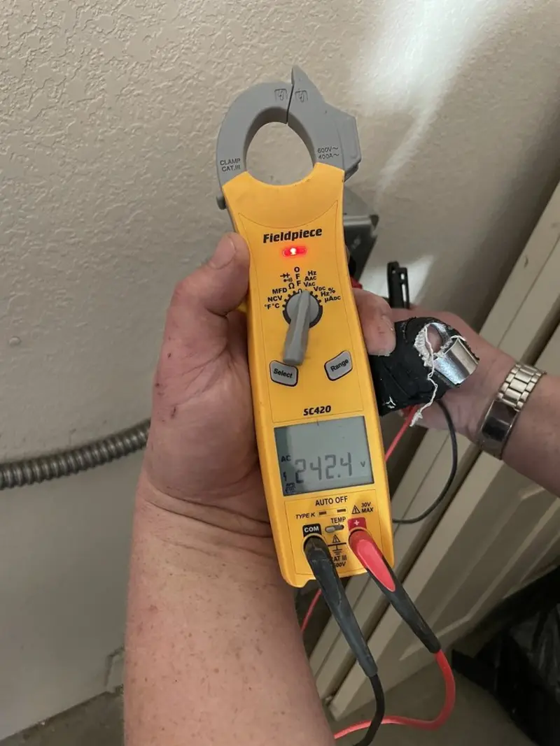 Voltage testing with clamp meter during Generator Installation in Bel Air North